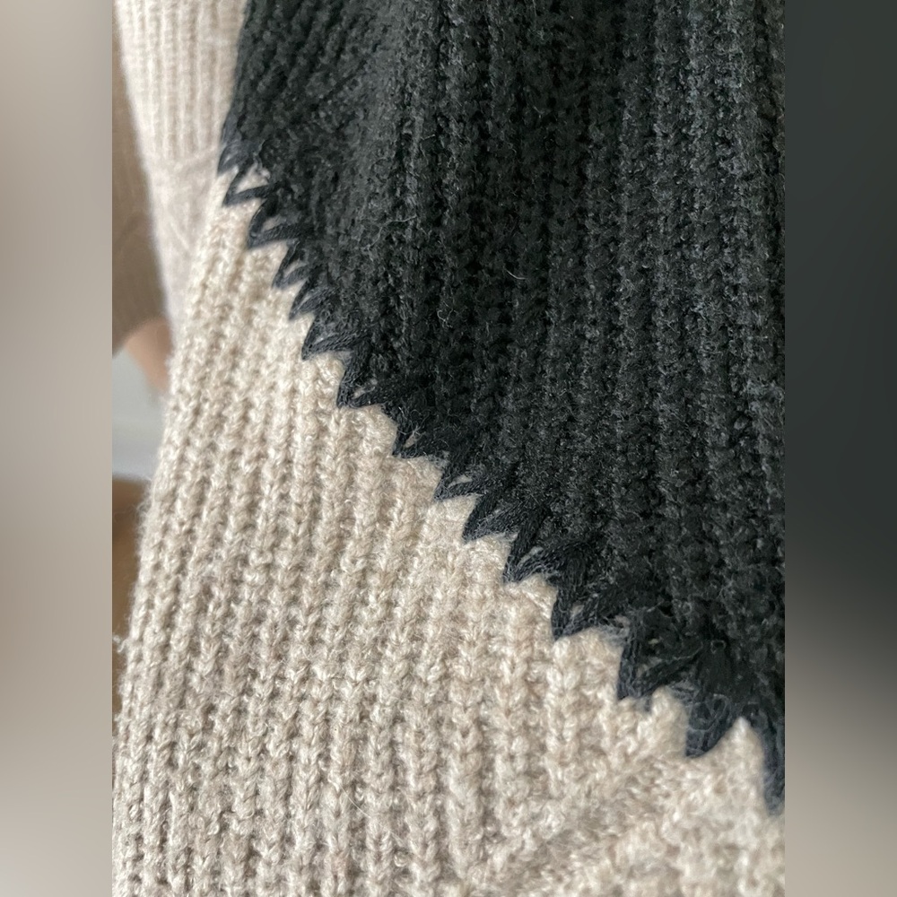 Tuckernuck Hayacinth House Wool Blend Demi Sweater Size XL Black Beige Slouchy - Picture 6 of 10